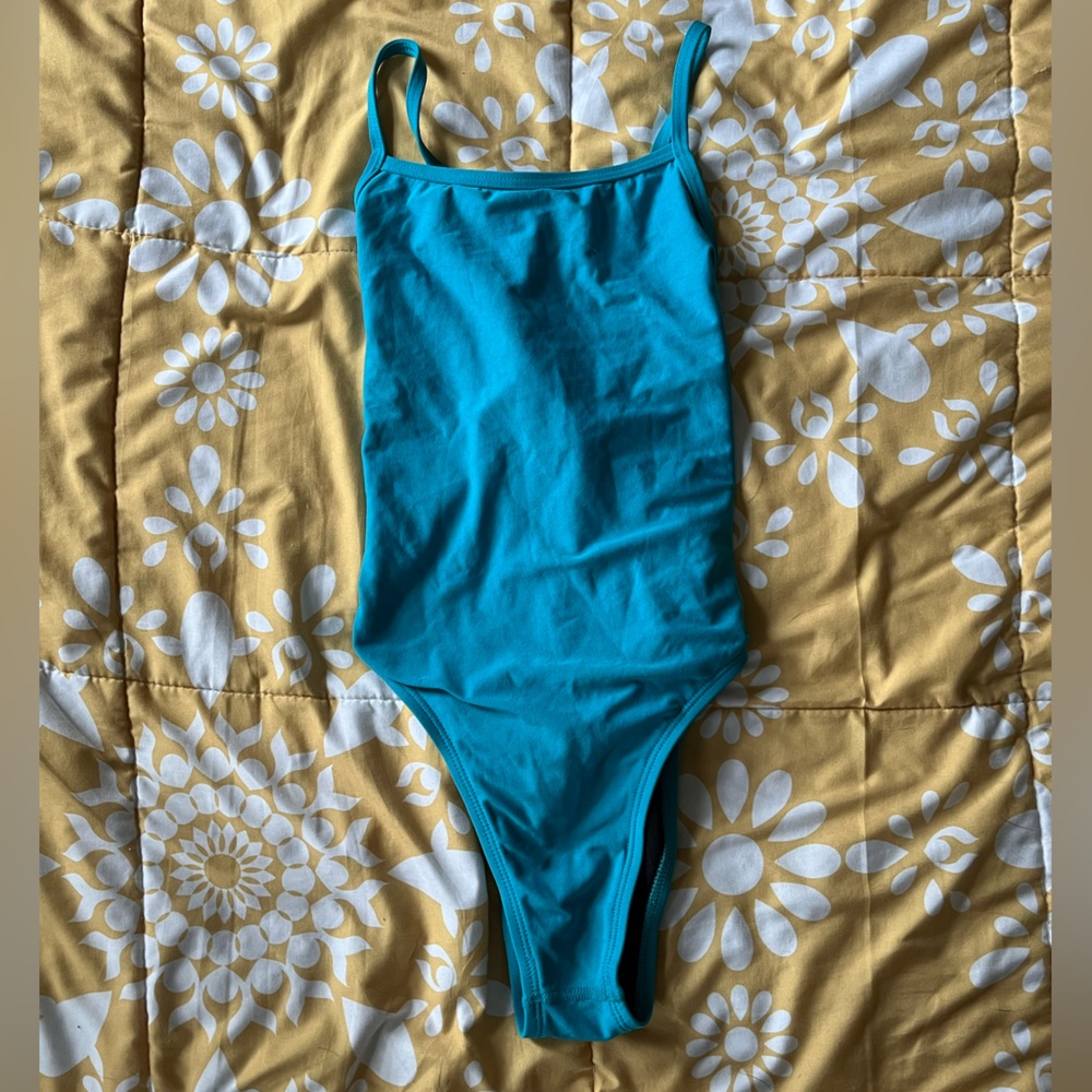 Jolyn Dayno 2 tie back swimsuit